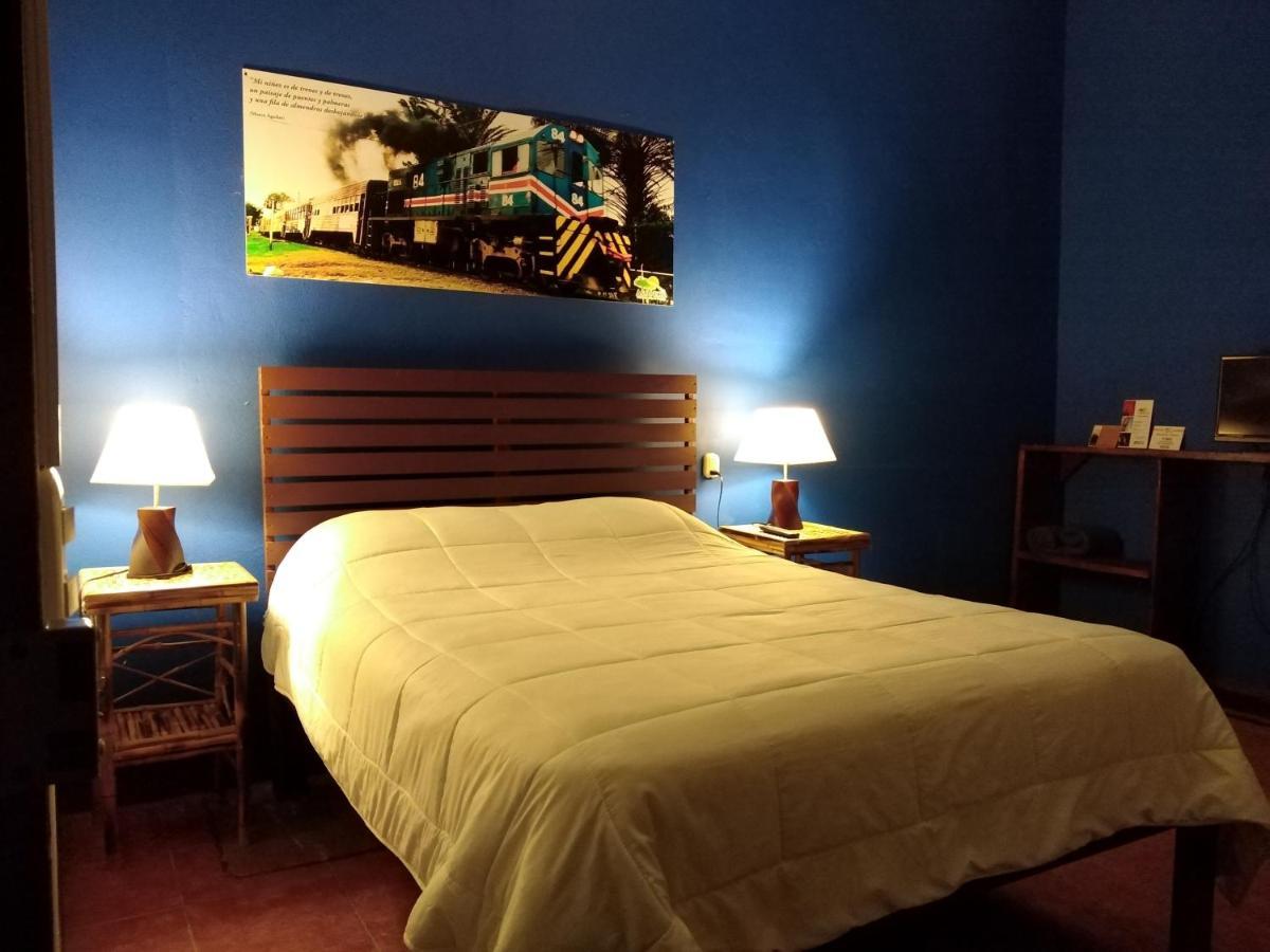 Hospedaje Amanecer Bed and Breakfast Turrialba Buitenkant foto