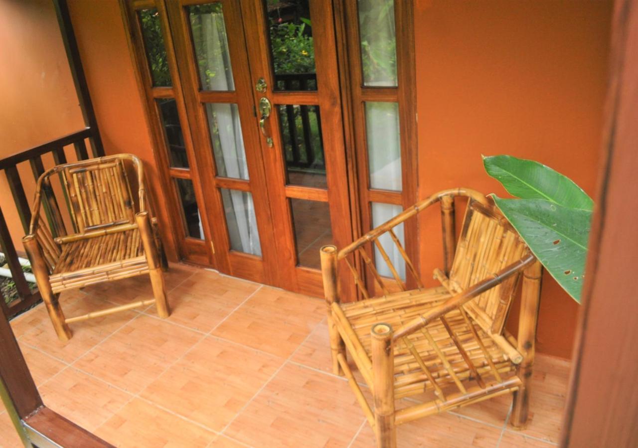 Hospedaje Amanecer Bed and Breakfast Turrialba Buitenkant foto